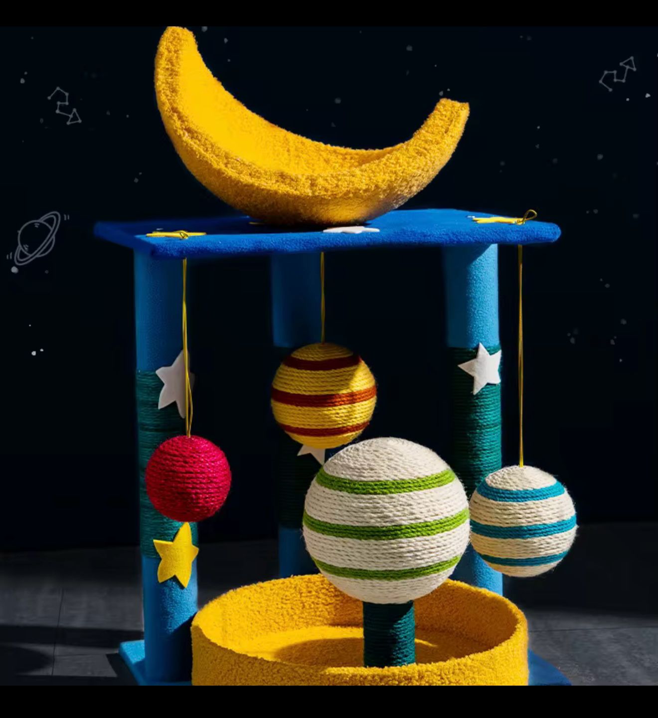 Starry Sky cat climbing tree